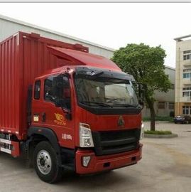 SINOTUK HOWO a employé le mode d'entraînement du camion 4×2 de boîte de cargaison 2012 EURO V norme d'émission de l'an